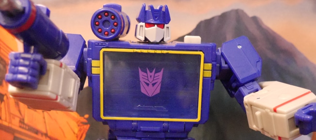 The Transformers Studio Series 86 The Transformers: The Movie Leader Class Soundwave is ok overall