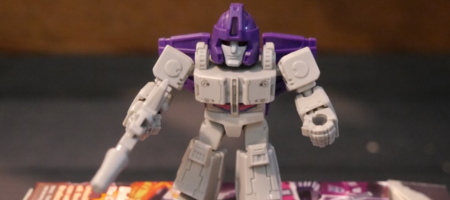 Blokees Build: Transformers Defender Version 06 Brutal Fang – Astrotrain