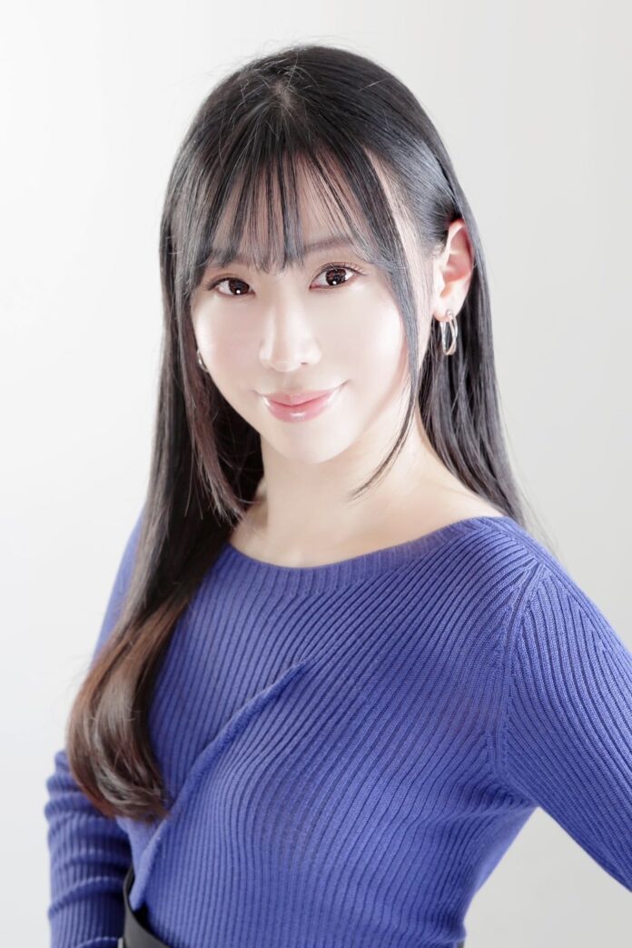 Ayaka Fukuhars is an Otakon 2026 Guest